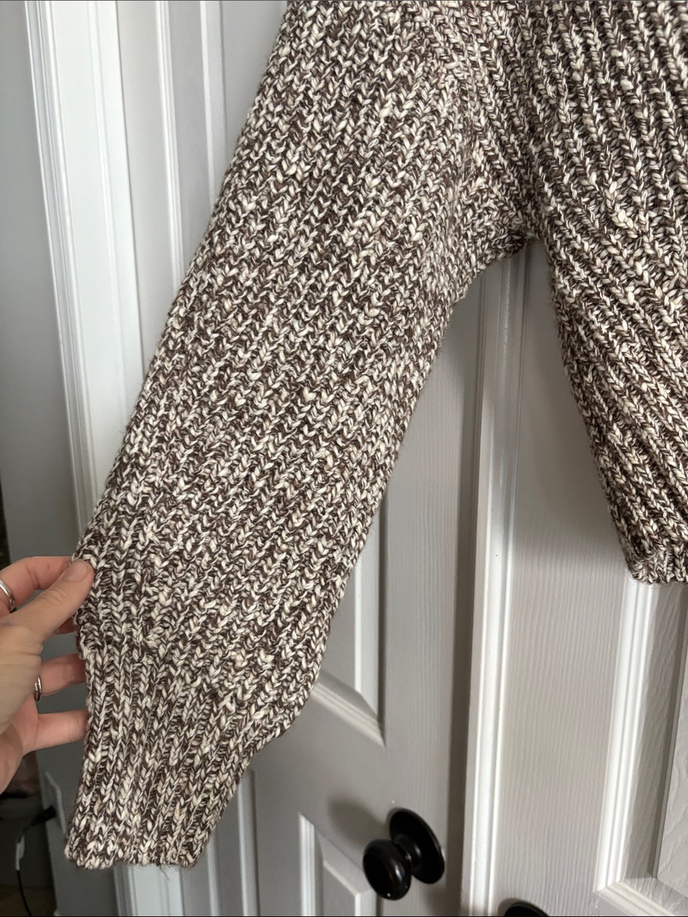 Gap Women's Marled Cream Taupe V-Neck Chunky Fall Knit Sweater cropped Cardigan - Picture 4 of 6